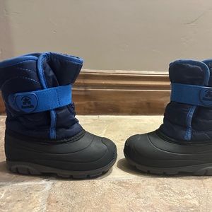 Kamik snow boots, size 9T